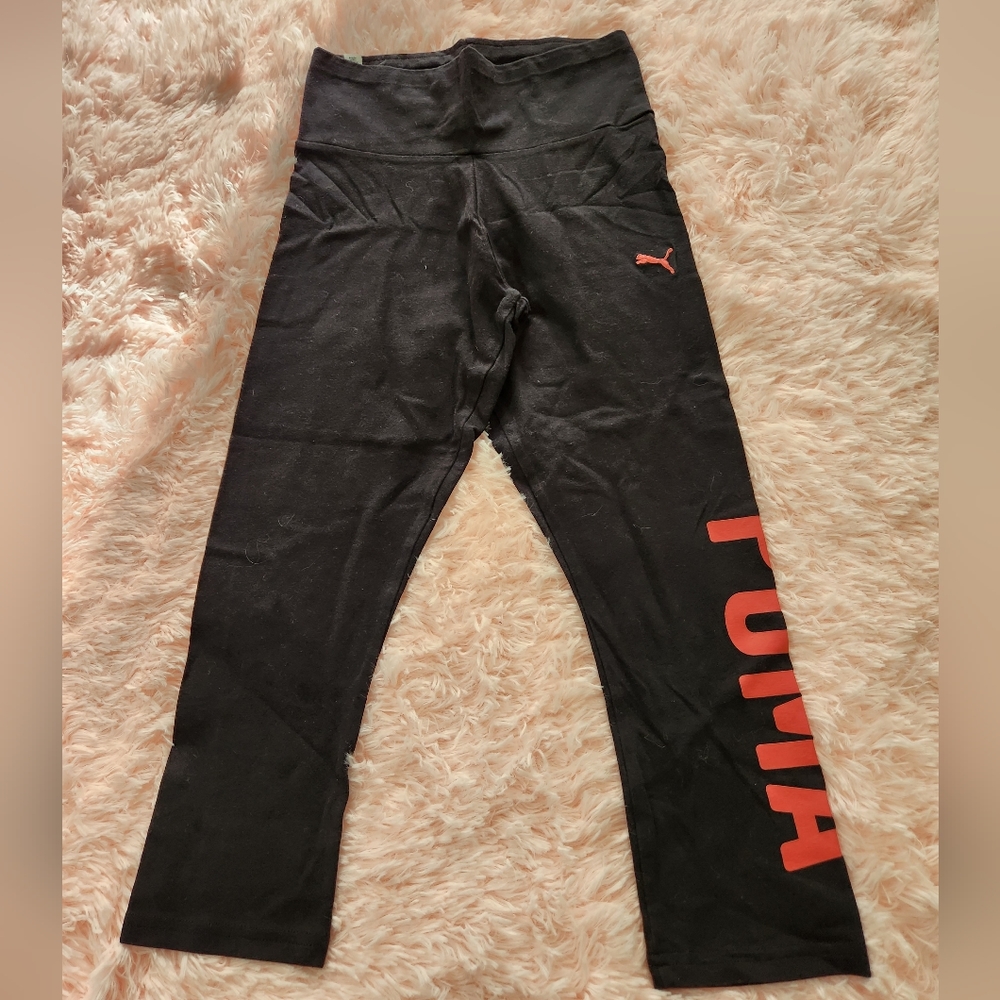 PUMA Black and Coral Logo Capri Leggings